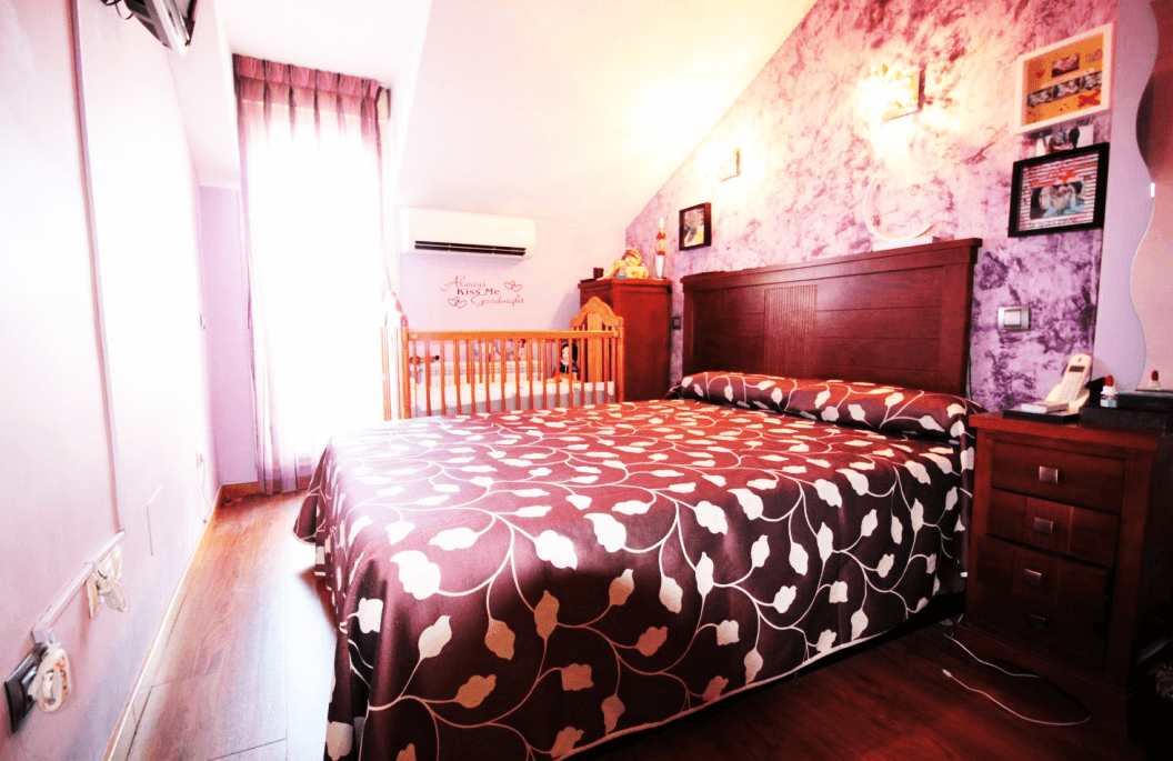 马德里西南区优质两居观景房格局明朗采光极佳房产实景拍摄图主卧