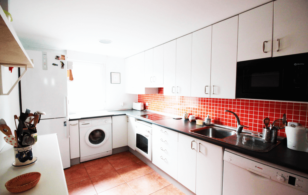 马德里南部新区超值3室2卫超值大户型公寓房产实景拍摄图厨房