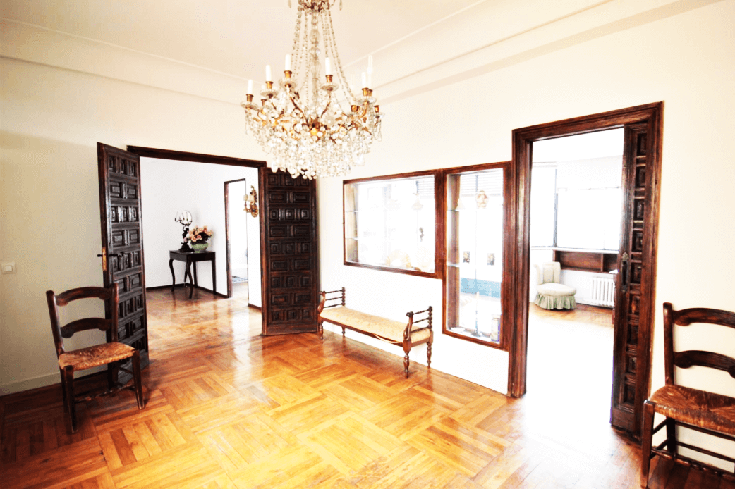 马德里富人区优质大四居环境好位置佳房产实景拍摄图客厅